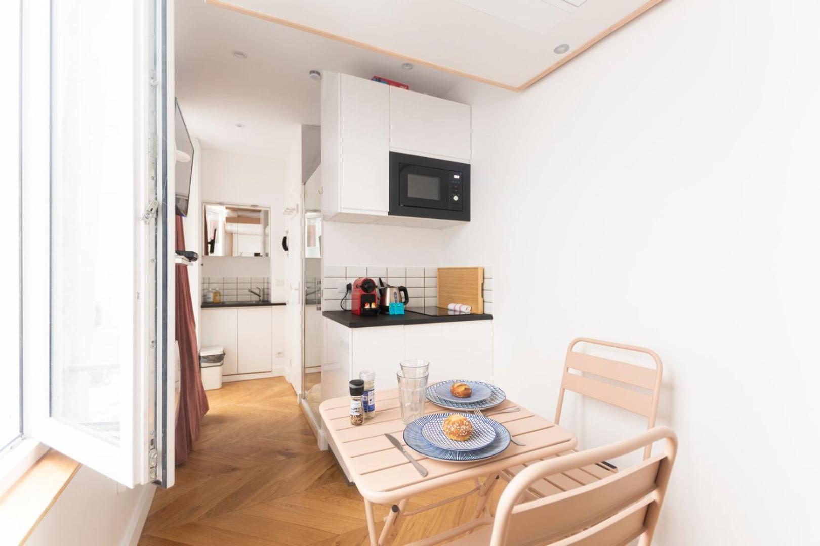 Super Central Mini Studio - 2 Pax, Murphy Bed Párizs Kültér fotó