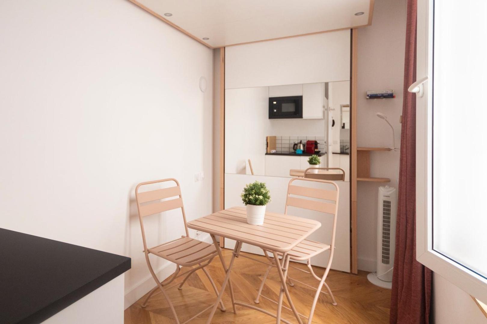 Super Central Mini Studio - 2 Pax, Murphy Bed Párizs Kültér fotó